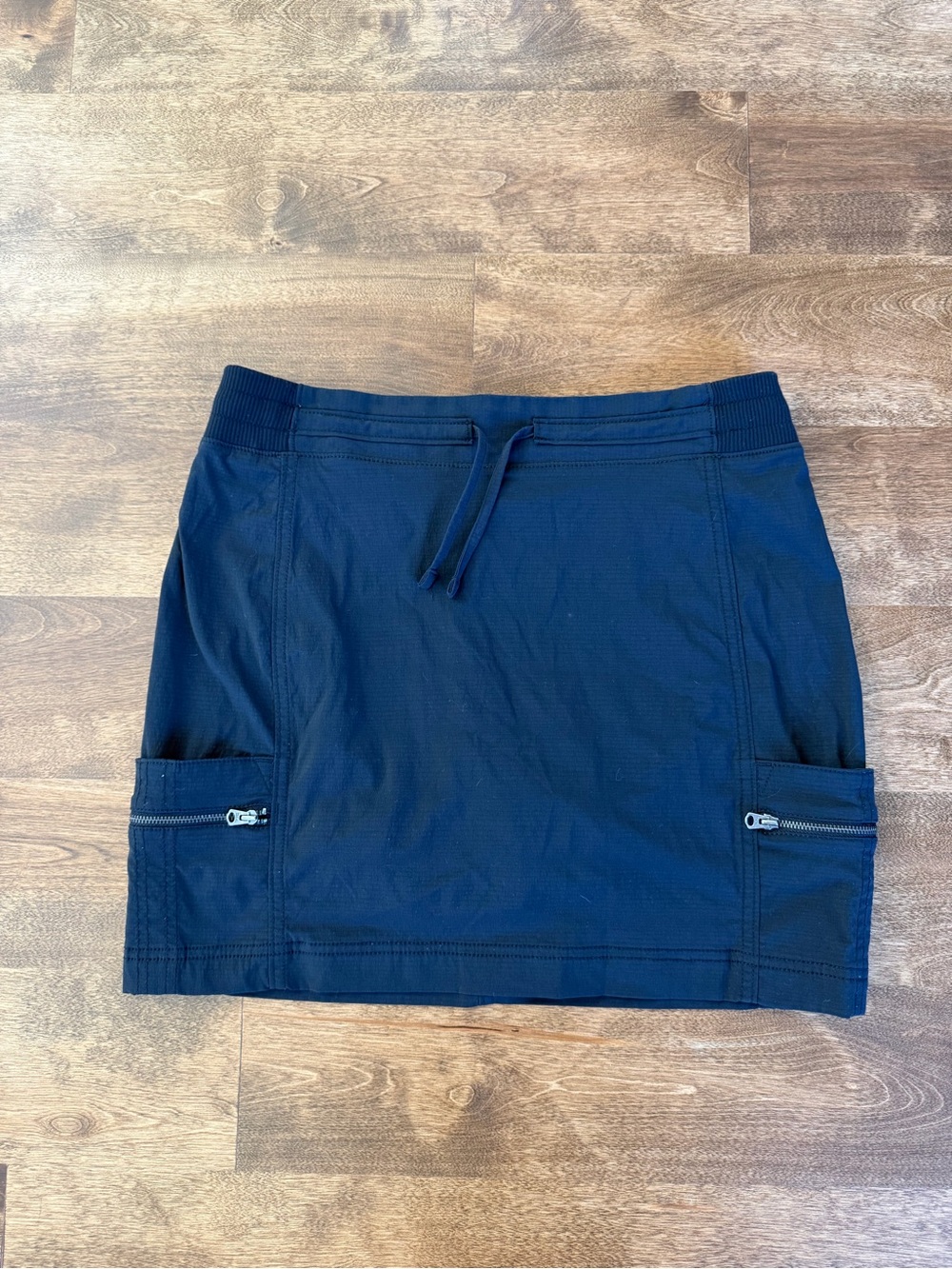 Athleta Black Athletic Skort Size 10 Built In Shorts Zip Pockets